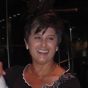 Meet your Posher, Elise